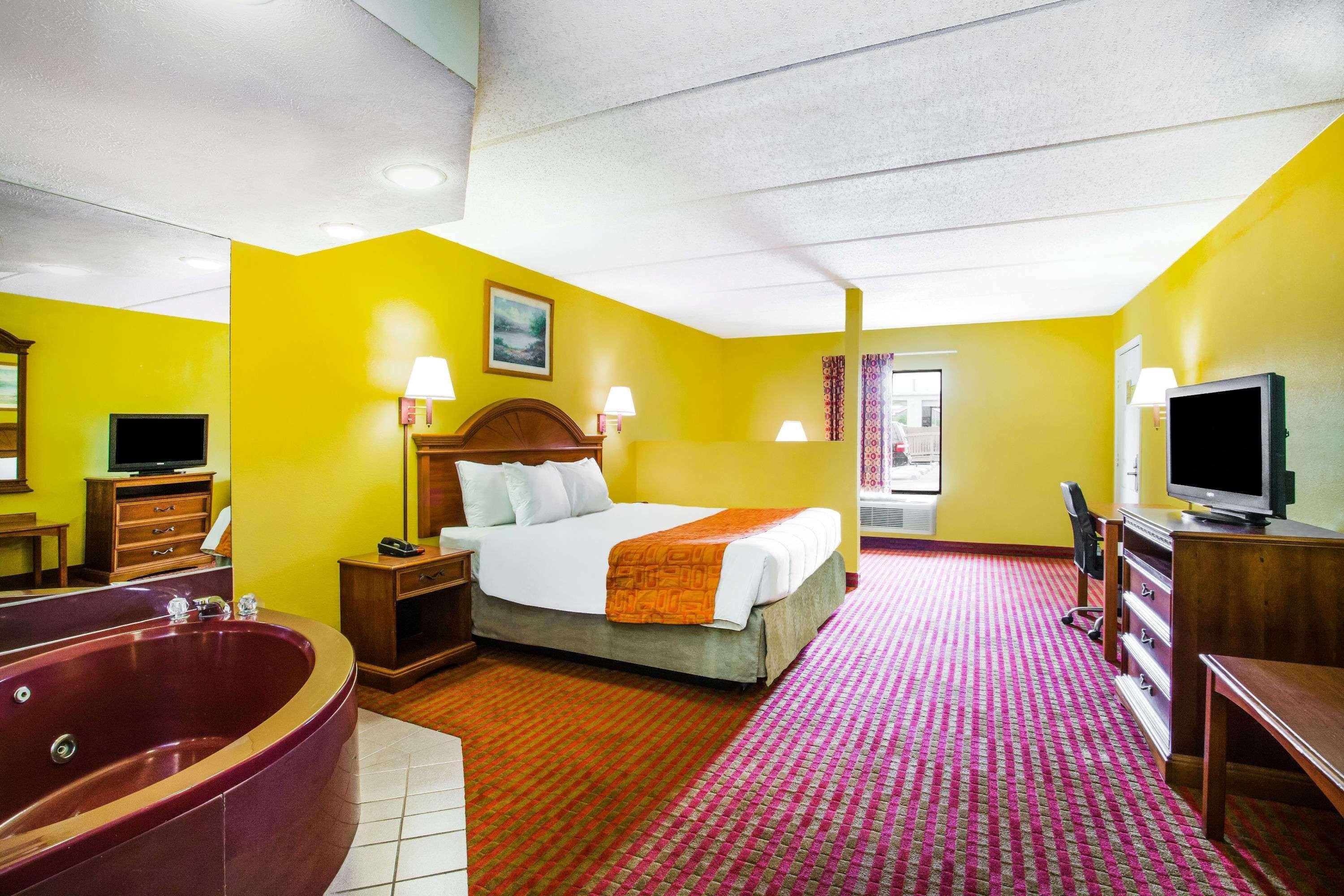 Howard Johnson By Wyndham Panama City Extérieur photo