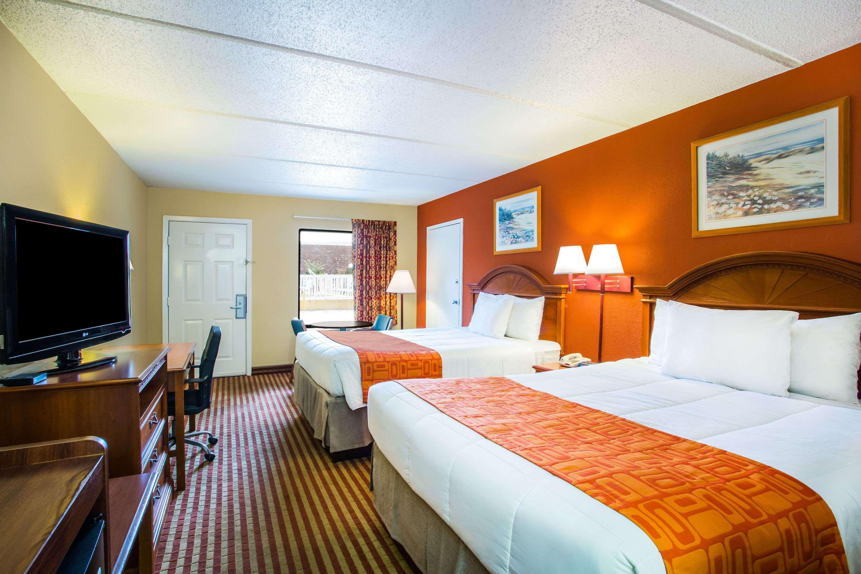 Howard Johnson By Wyndham Panama City Extérieur photo